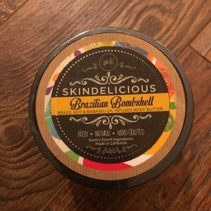 Perfectly Posh Brazilian Bombshell